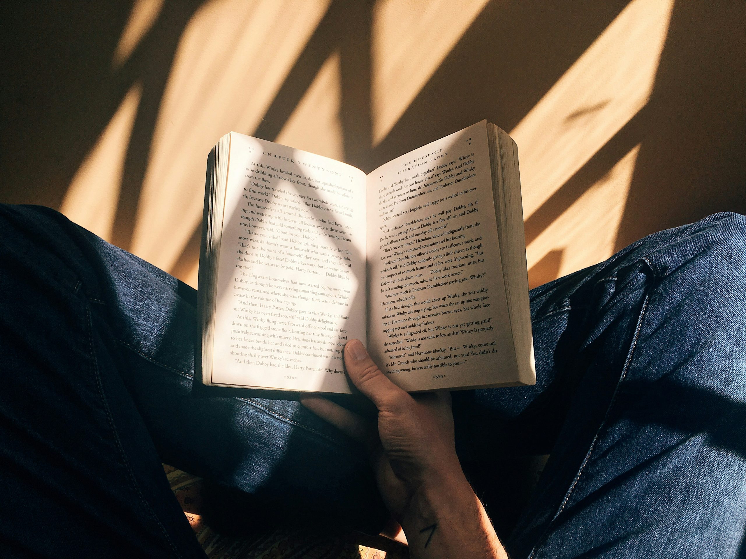 La lettura fa bene al corpo, alla mente e al portafoglio